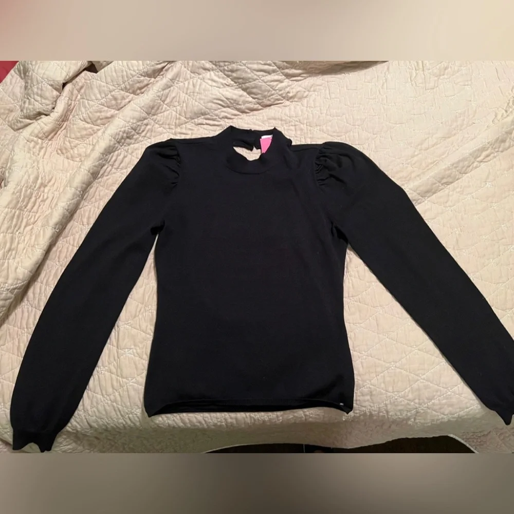 Open Back Sweater - Picture 3 of 4